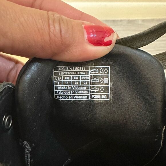 UGG REDWOOD SIZE 7 - Picture 9 of 10